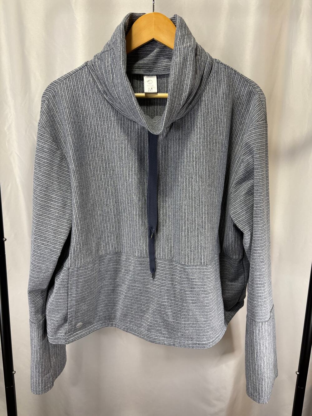 Senita Athletics Women’s Medium Gray Cowl Neck Pullover Ribbed Athleisure Top